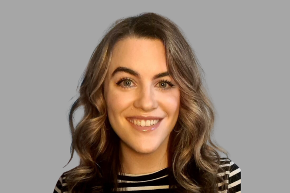 Headshot of Niamh 2